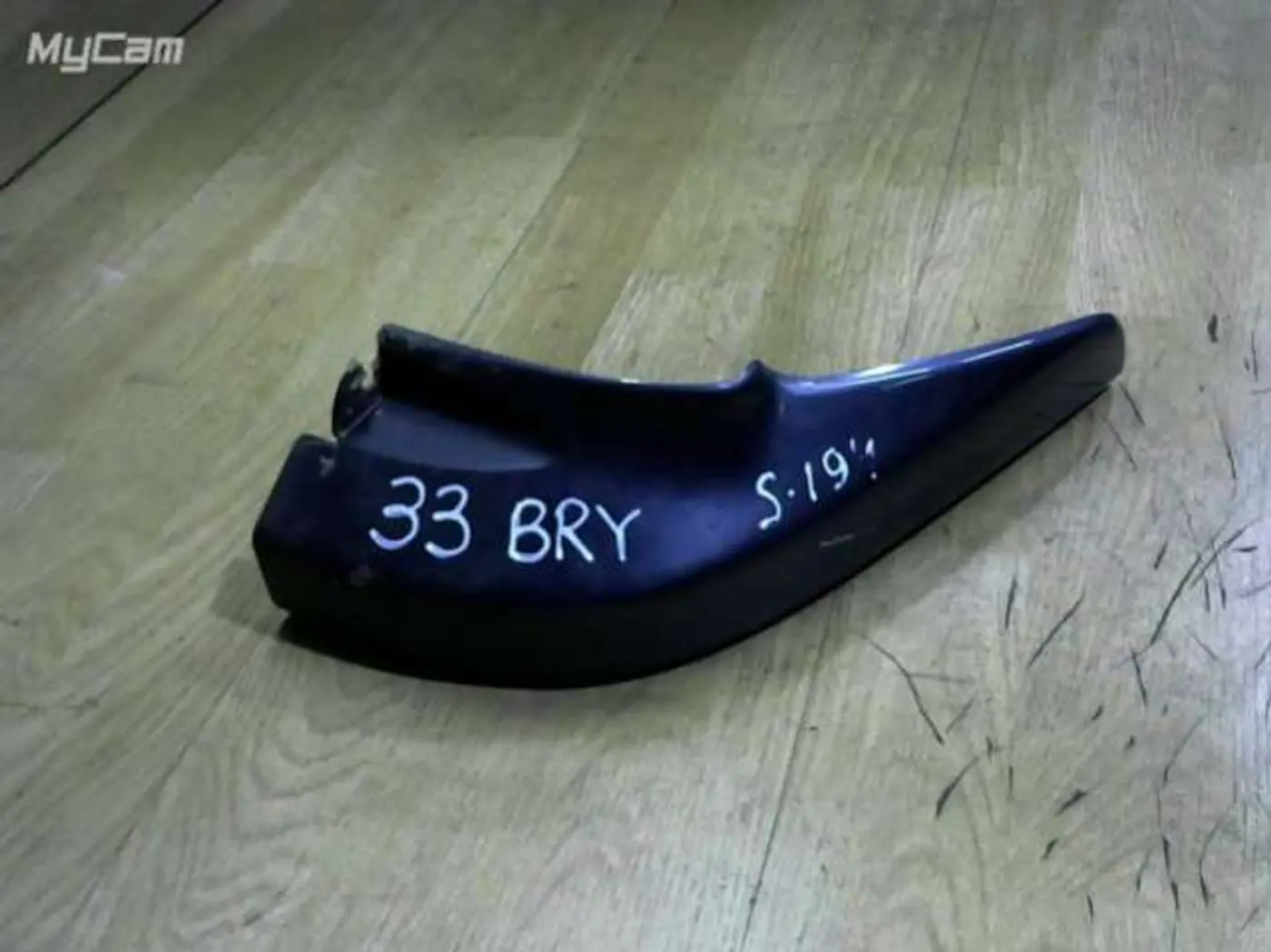 Брызговик к Chrysler Voyager 2004