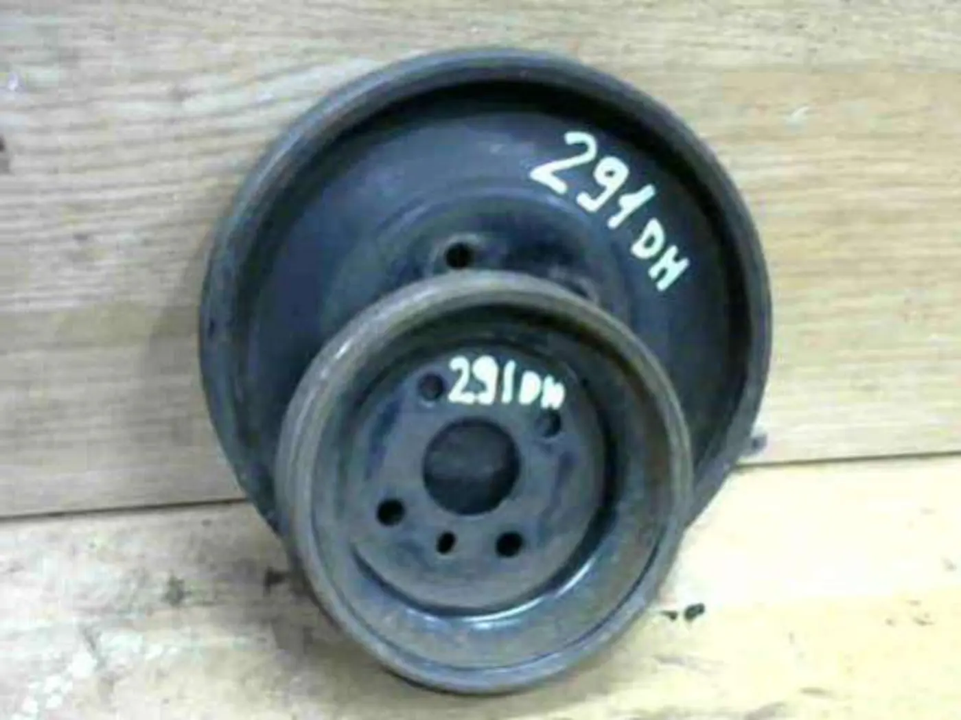 Шкив помпы к Mitsubishi Galant 1994