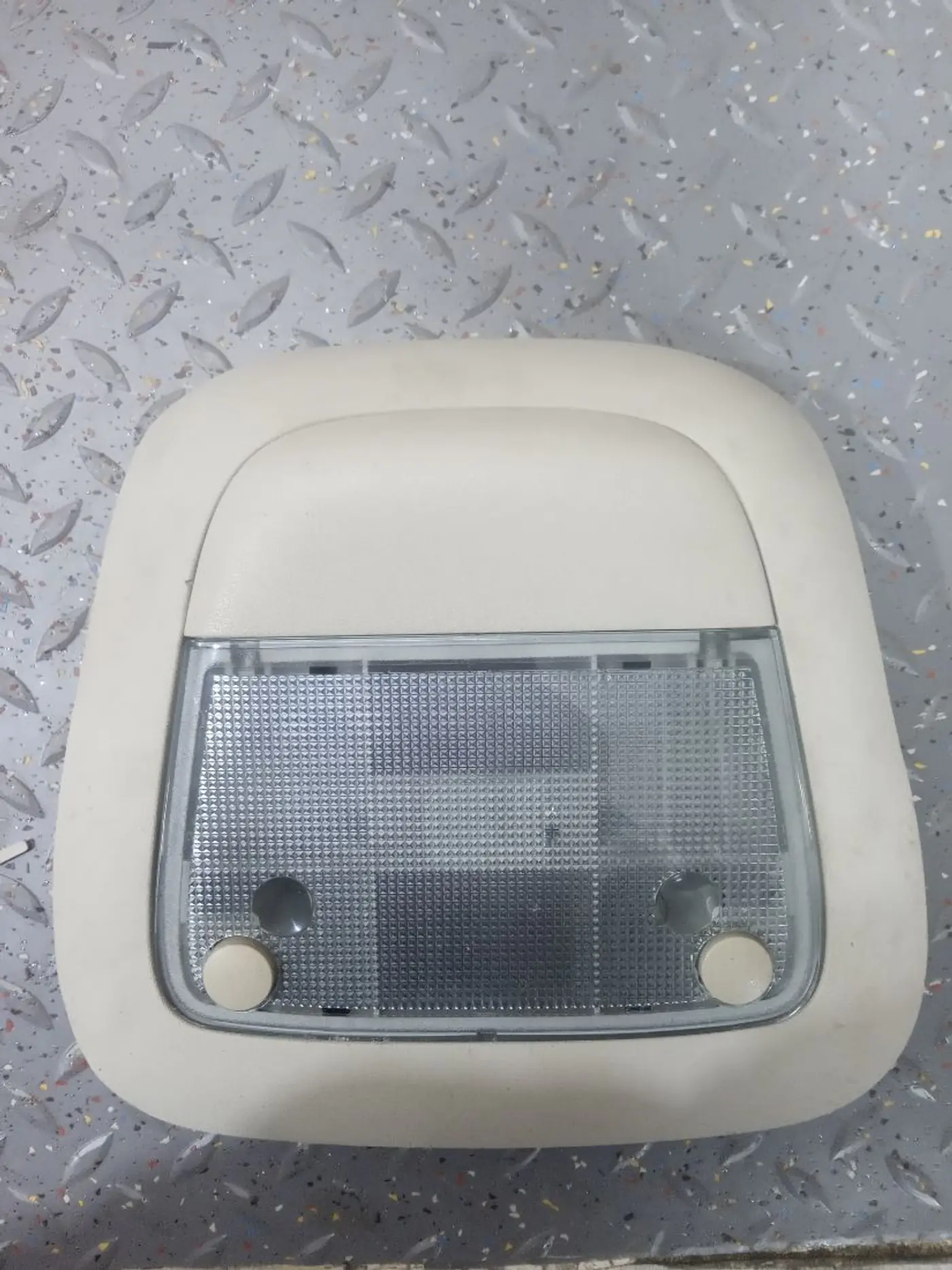 Фонарь салона (плафон) к Opel Combo 2008
