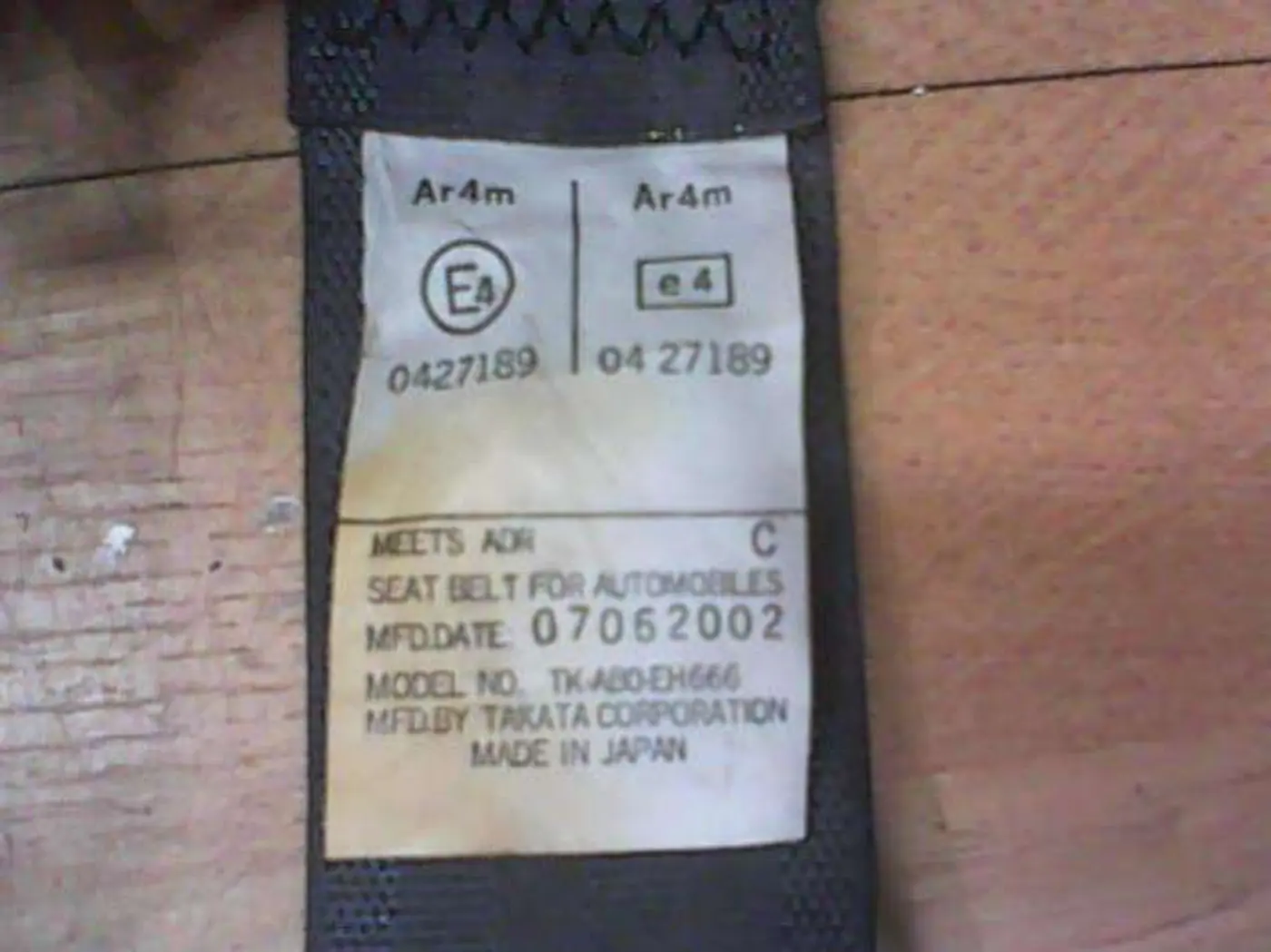 Ремень безопасности передний левый к Mazda 323 2002