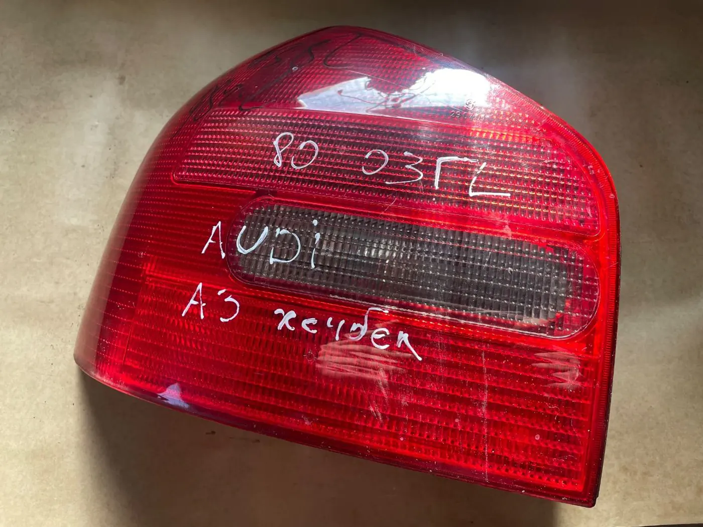 Фонарь задний левый к Audi A3 1998
