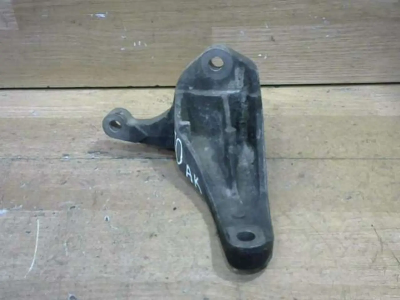 Кронштейн КПП к Ford Focus 2005