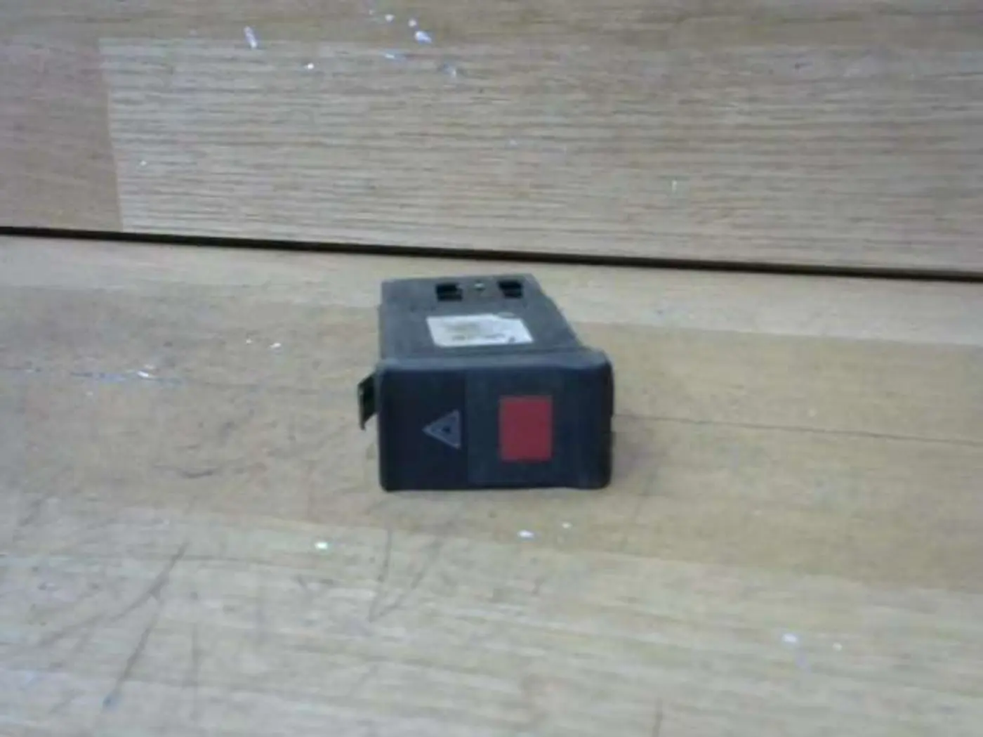 Кнопка  к Audi 100 1992