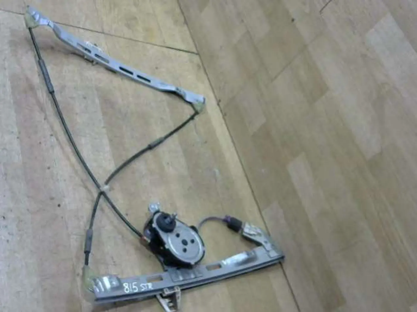Стеклоподъемник к Peugeot 206 2000