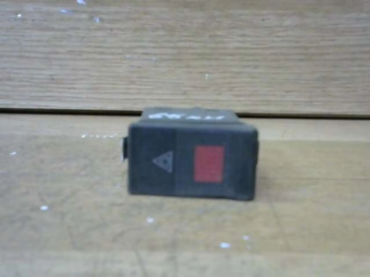 Кнопка  к Audi 100 1990