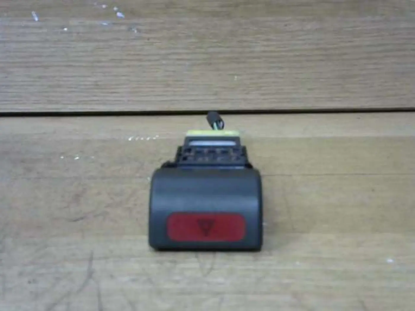 Кнопка  к Subaru Forester 1999