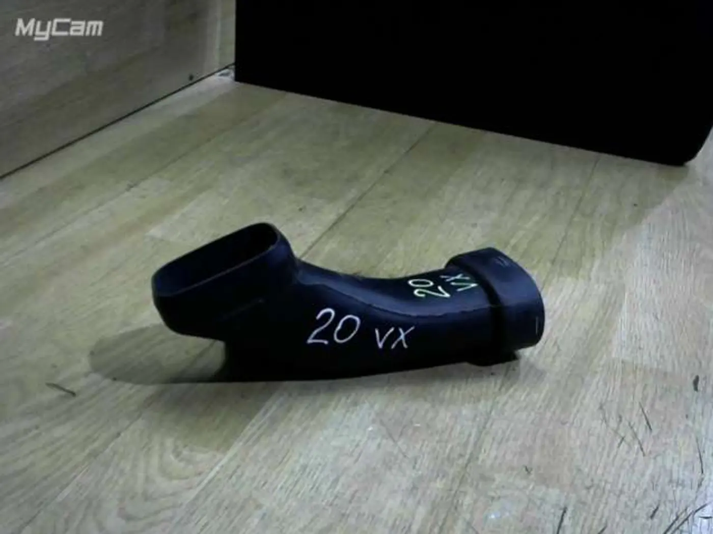 Воздуховод к Audi A3 1998