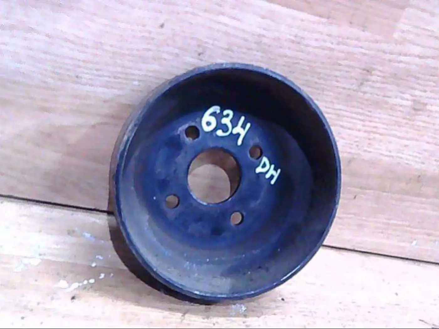 Шкив помпы к Mitsubishi Colt 2008