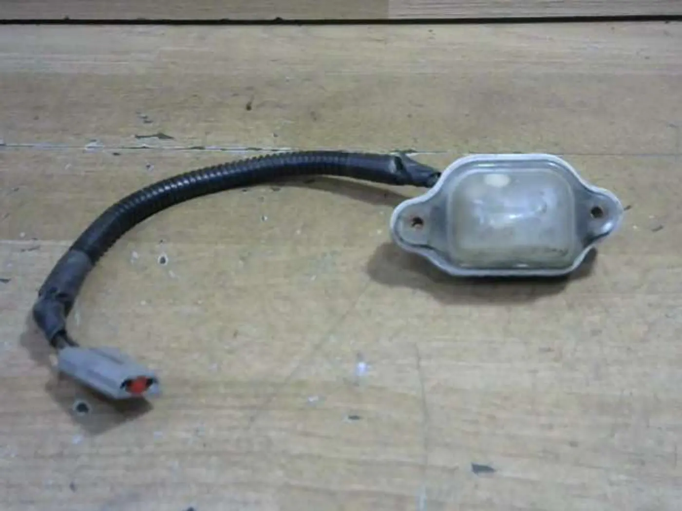 Подсветка номера к Ford Explorer 1998