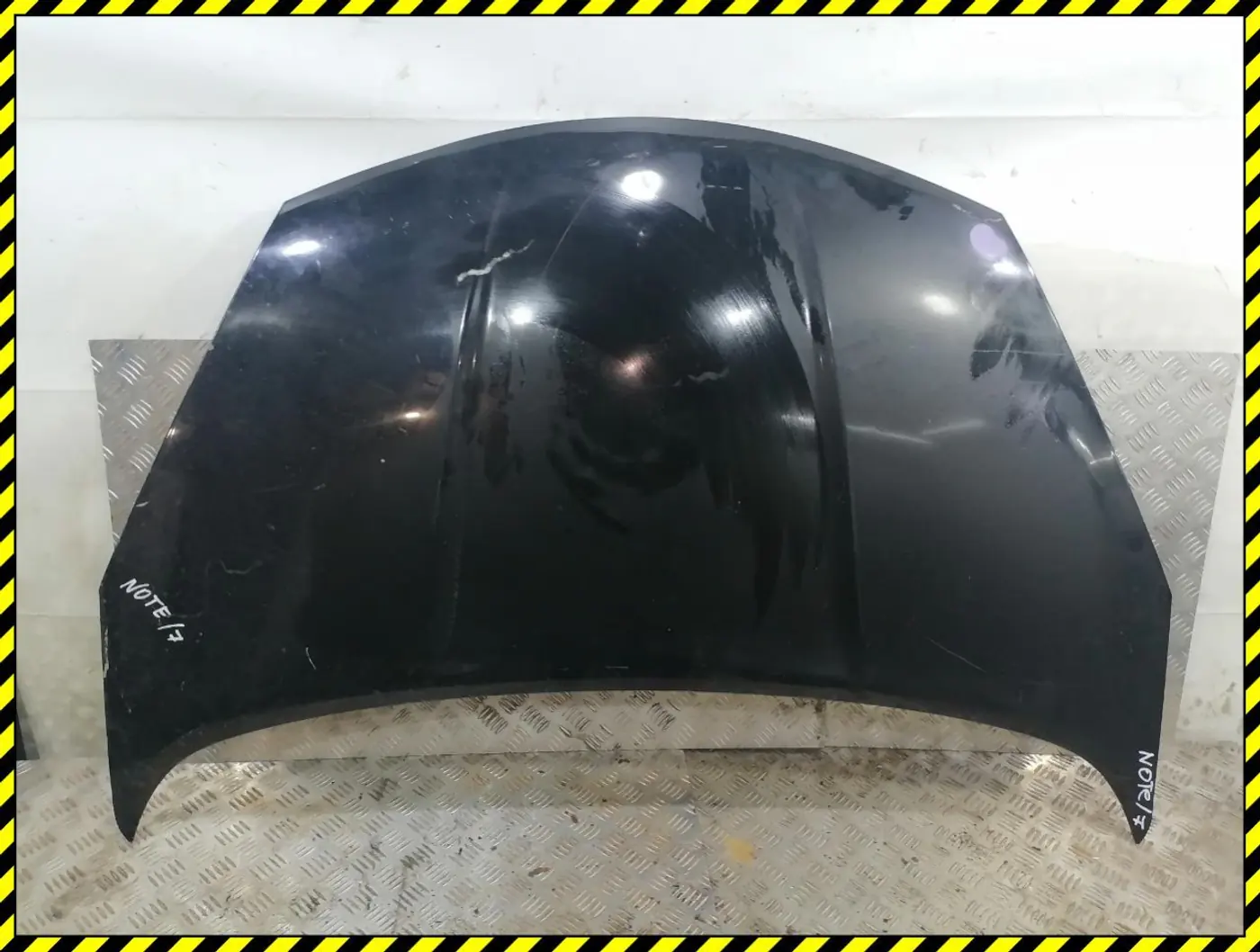 Капот к Nissan Note 2011