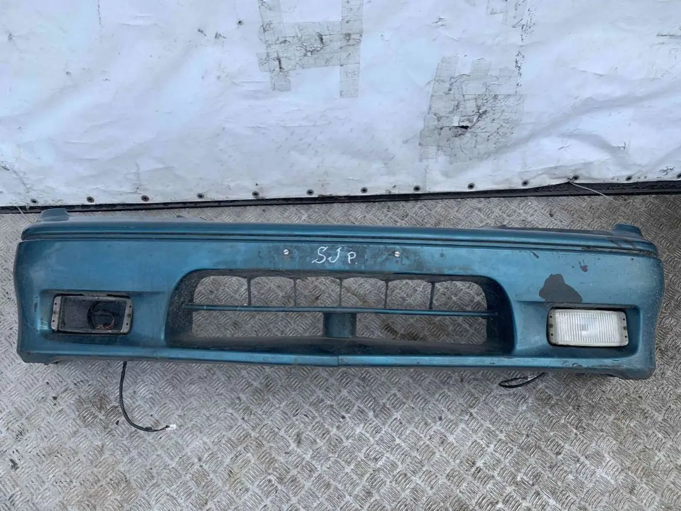 Бампер передний к Subaru Justy 1997