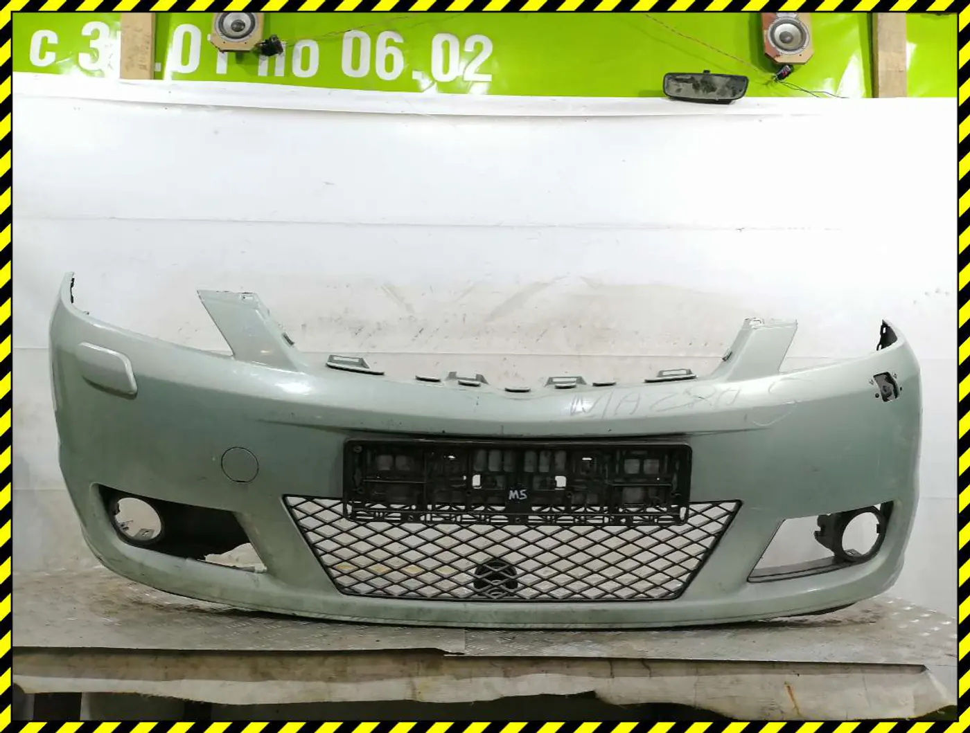 Бампер передний к Mazda 5 2006