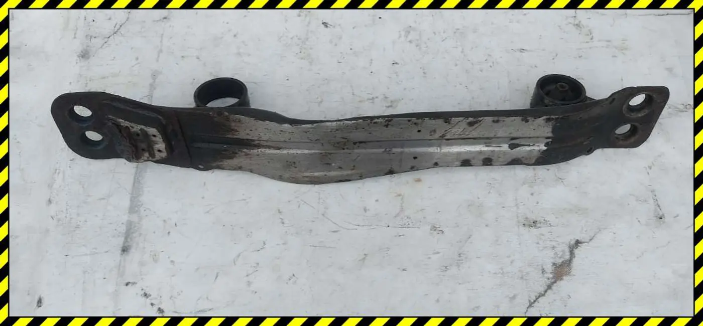 Балка под КПП к Mitsubishi Lancer 2001