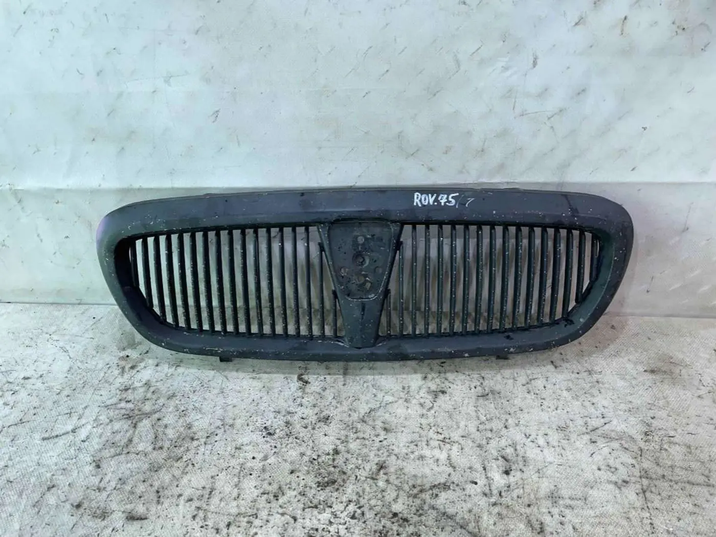 Решетка радиатора к Rover 75 2001
