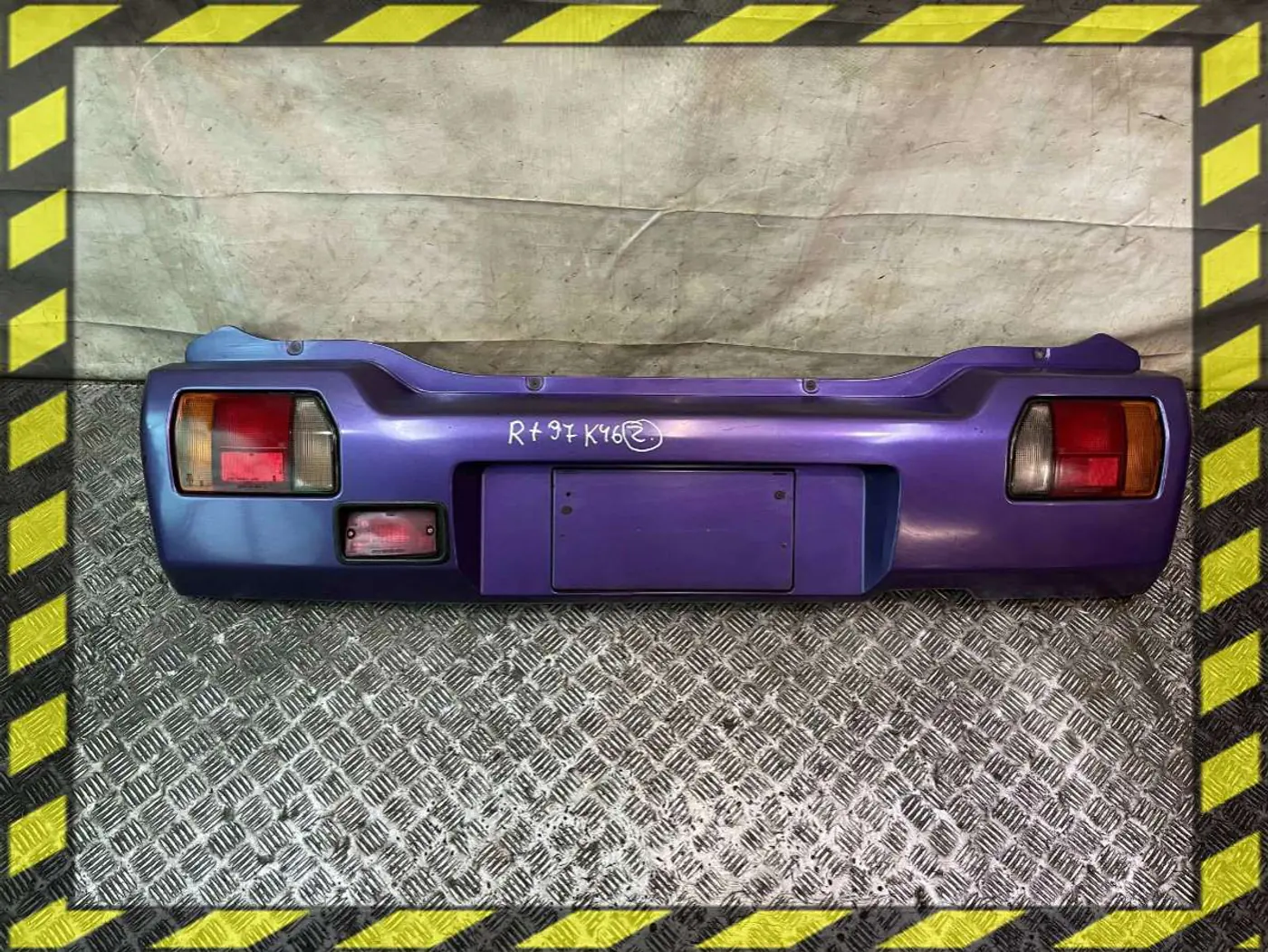 Бампер задний к Suzuki Grand Wagoneer 1997