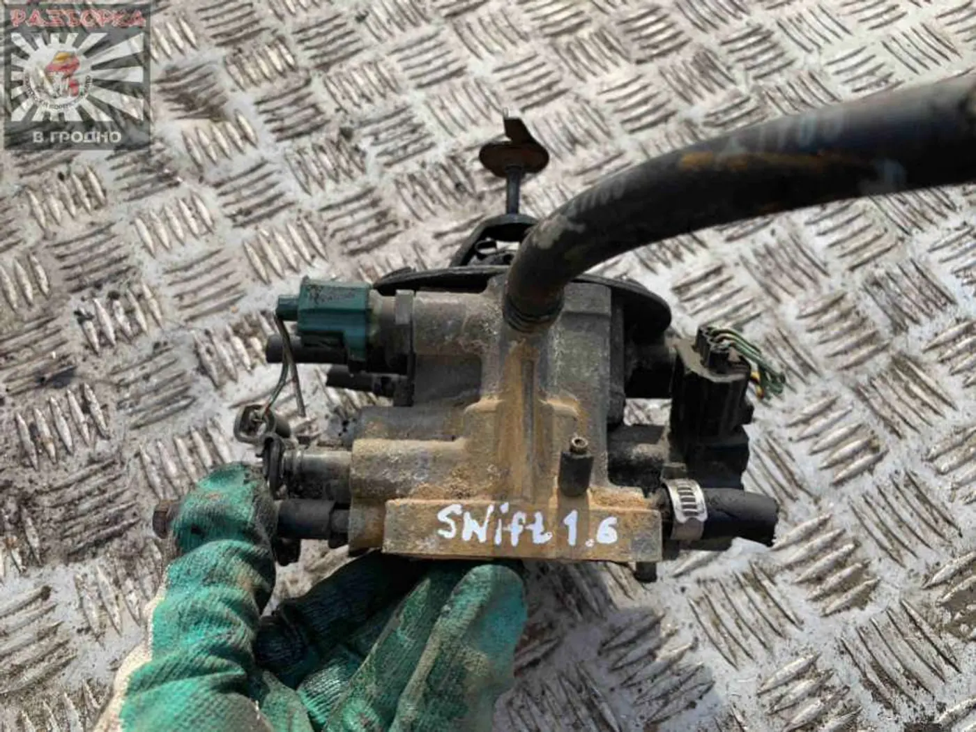 Моновпрыск к Suzuki Swift 1994