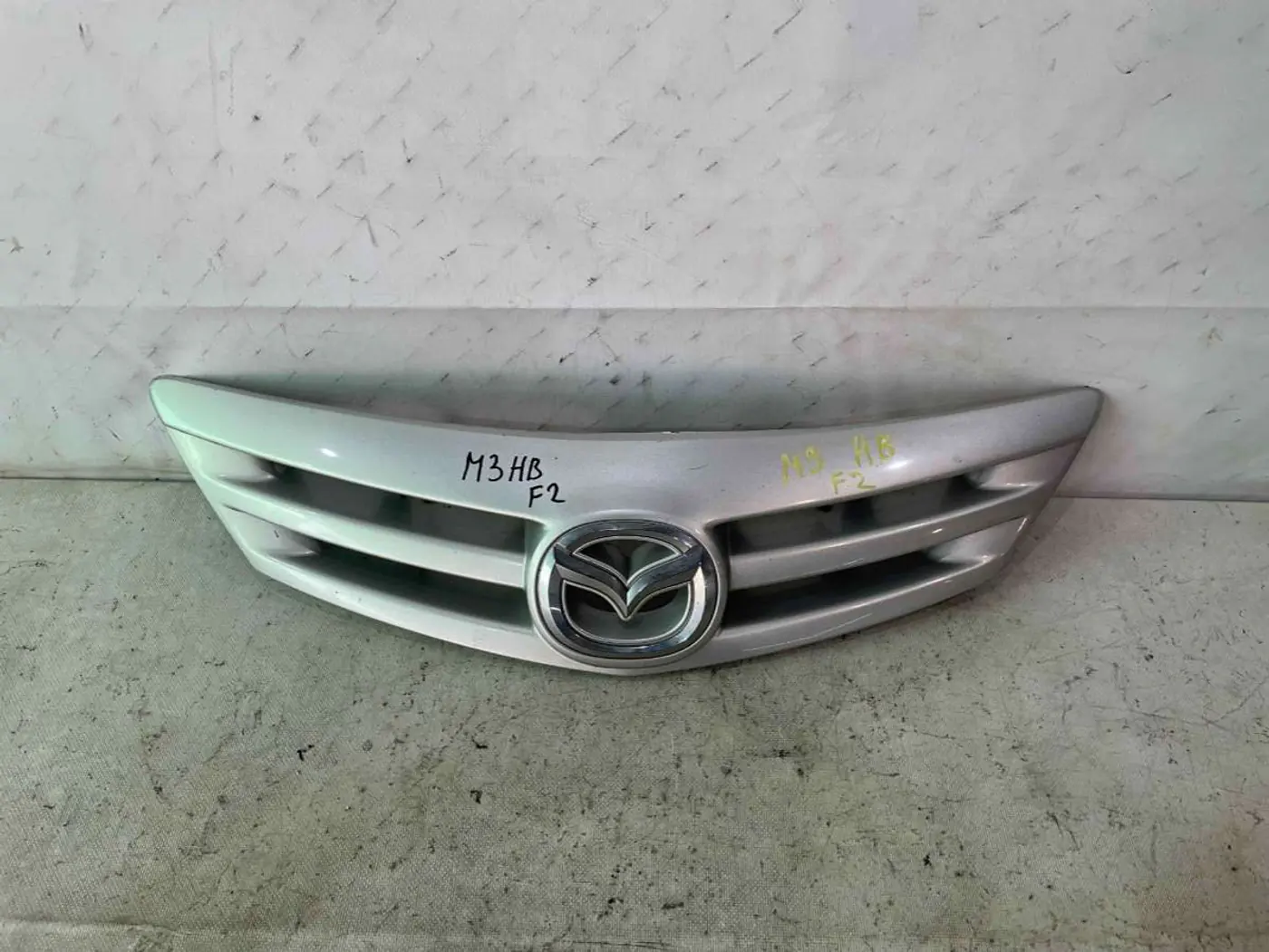 Решетка радиатора к Mazda 3 2004