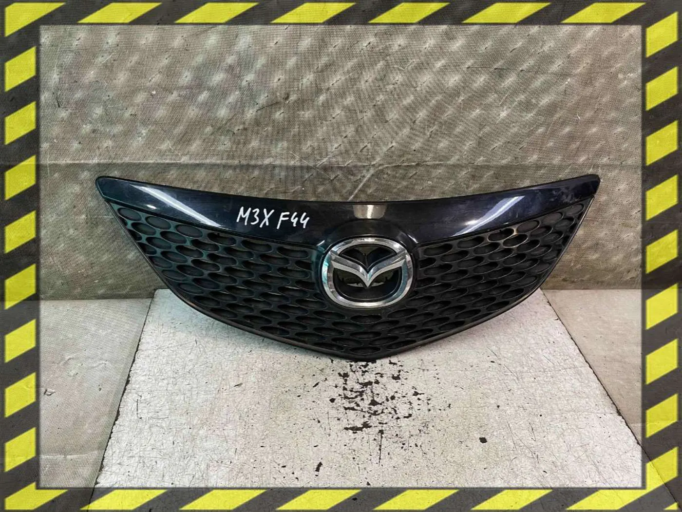 Решетка радиатора к Mazda 3 2006