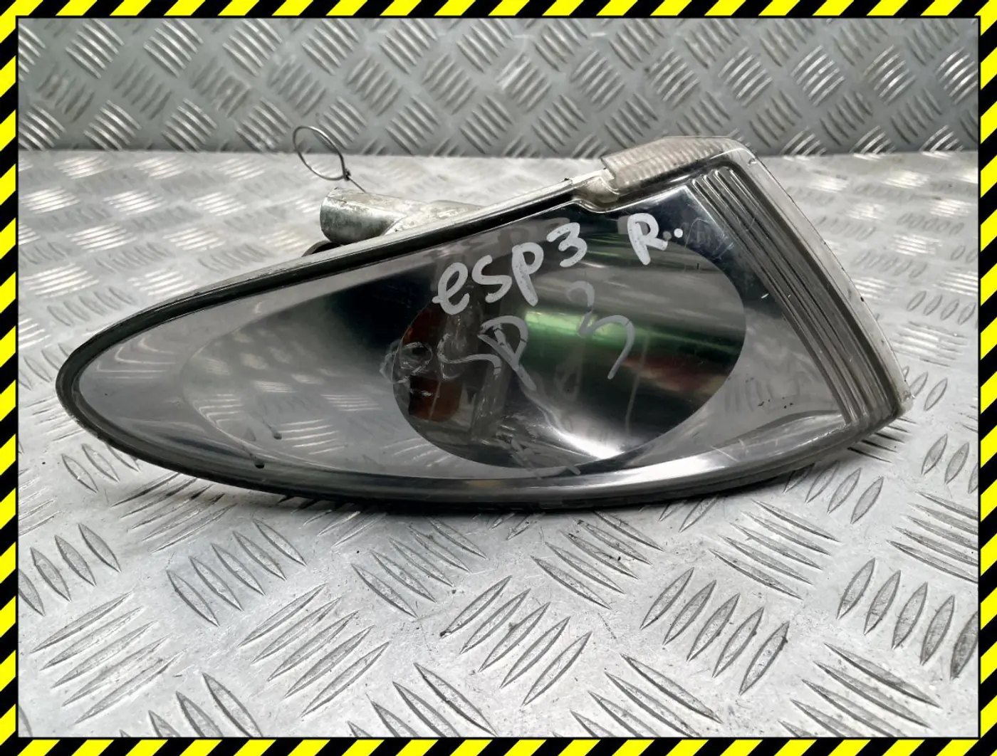 Поворотник правый к Renault Espace 2001