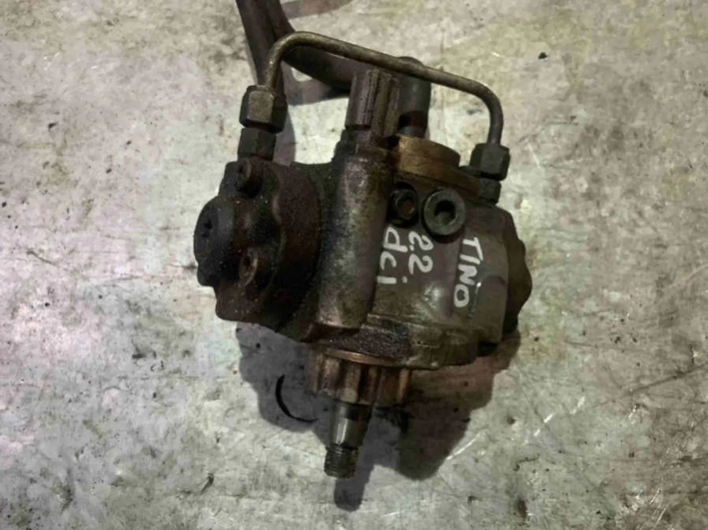 ТНВД к Nissan Almera Tino 2002