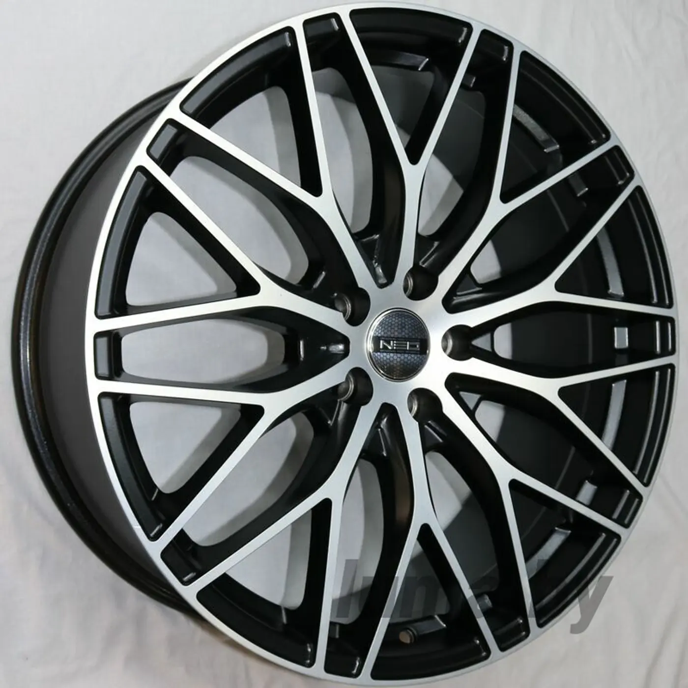 8.5xR20 5 108 ET42 DIA63.4 к Geely Atlas