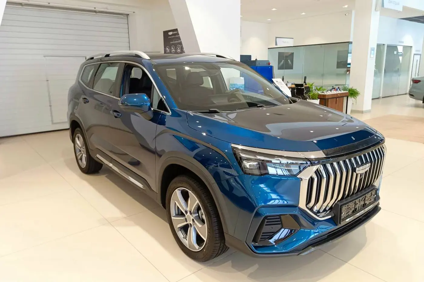 Дилеры Geely в Беларуси перестали обслуживать автомобили «серого» импорта