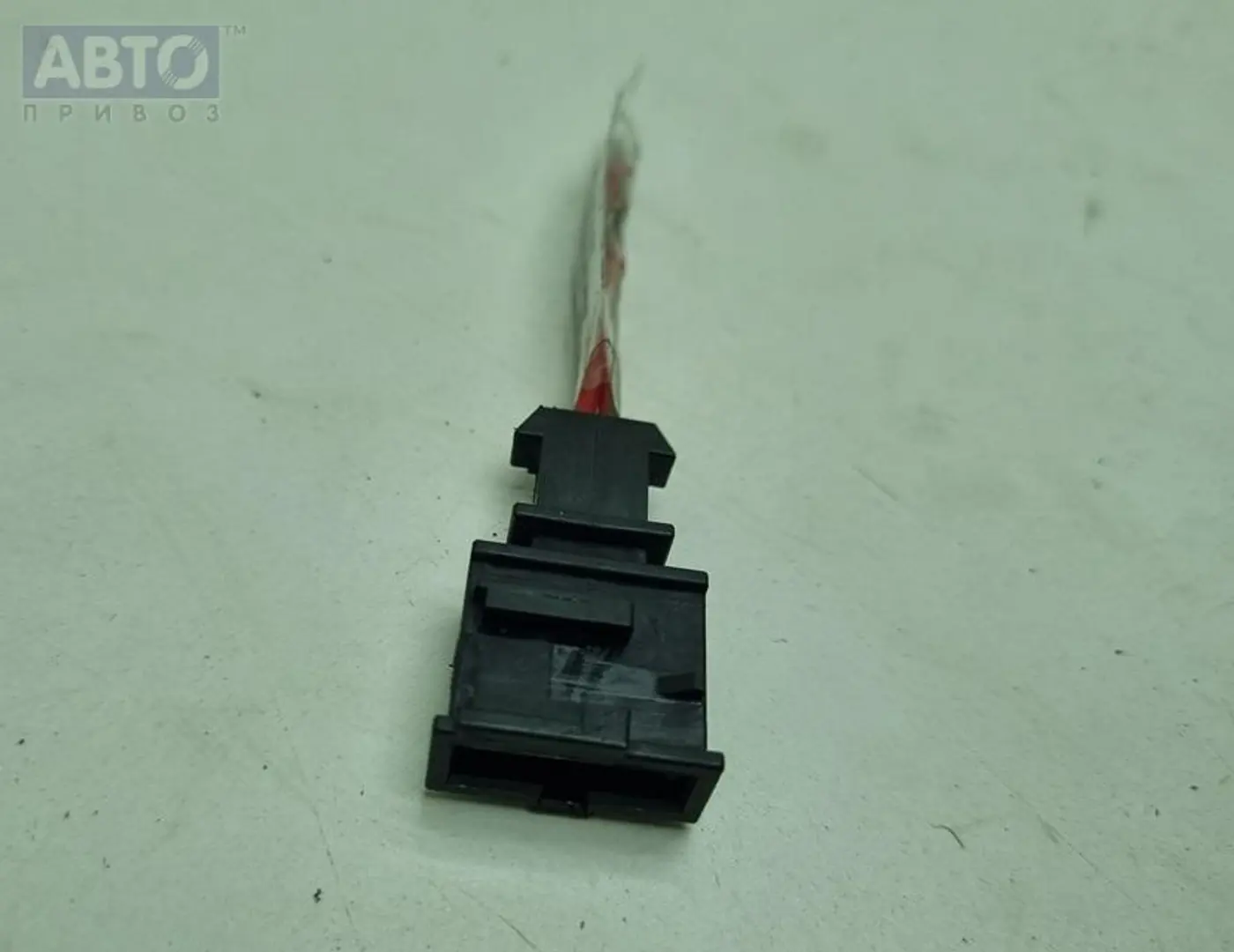 Разъем AUX / USB к Volkswagen Passat 2006