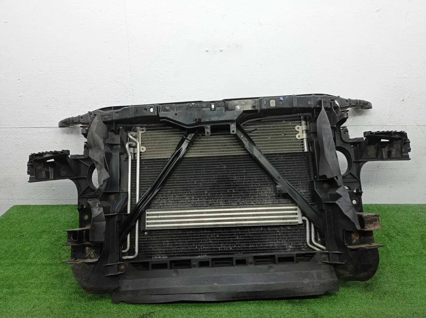 Кассета радиаторов к Audi Q7 2011