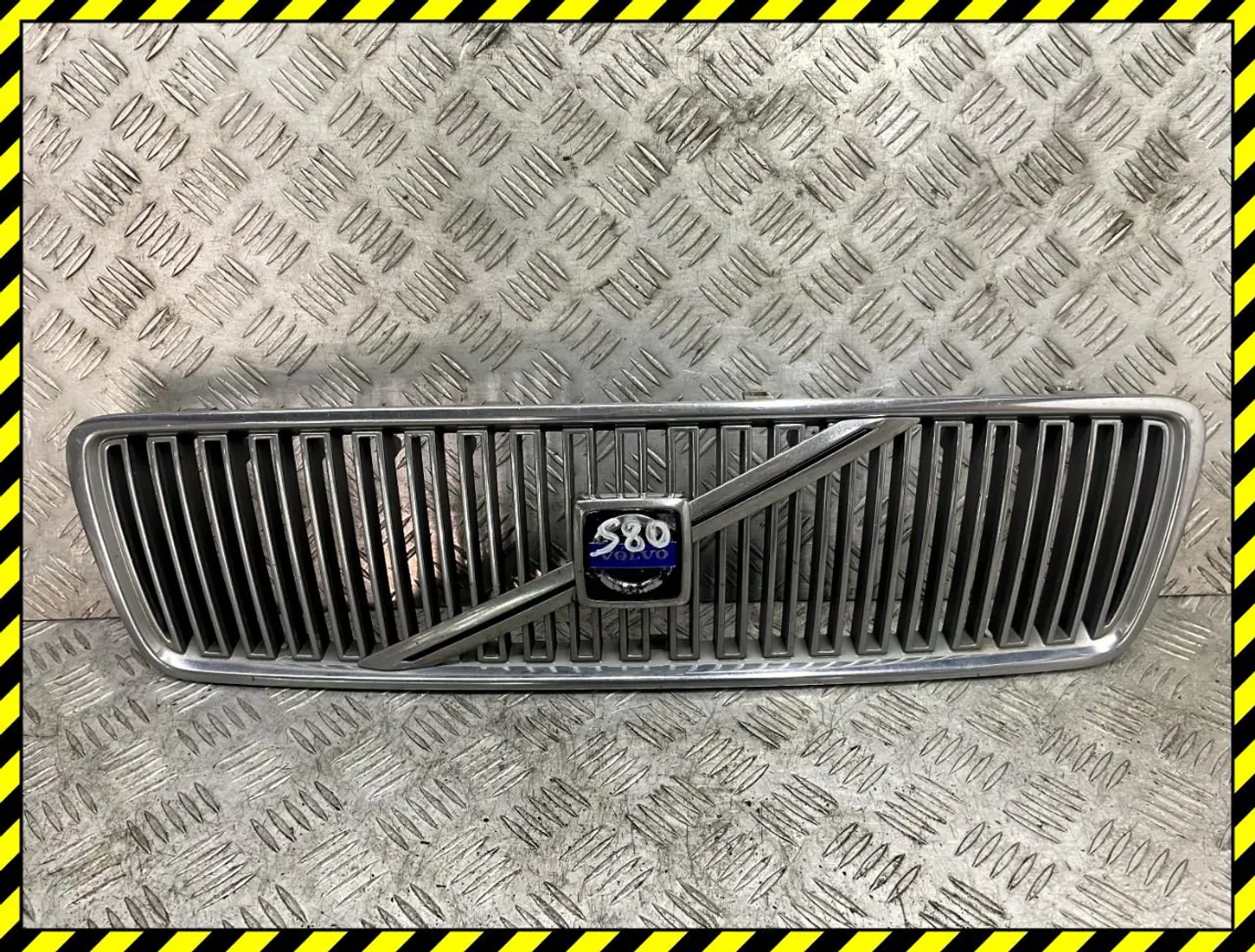 Решетка радиатора к Volvo S80 2001