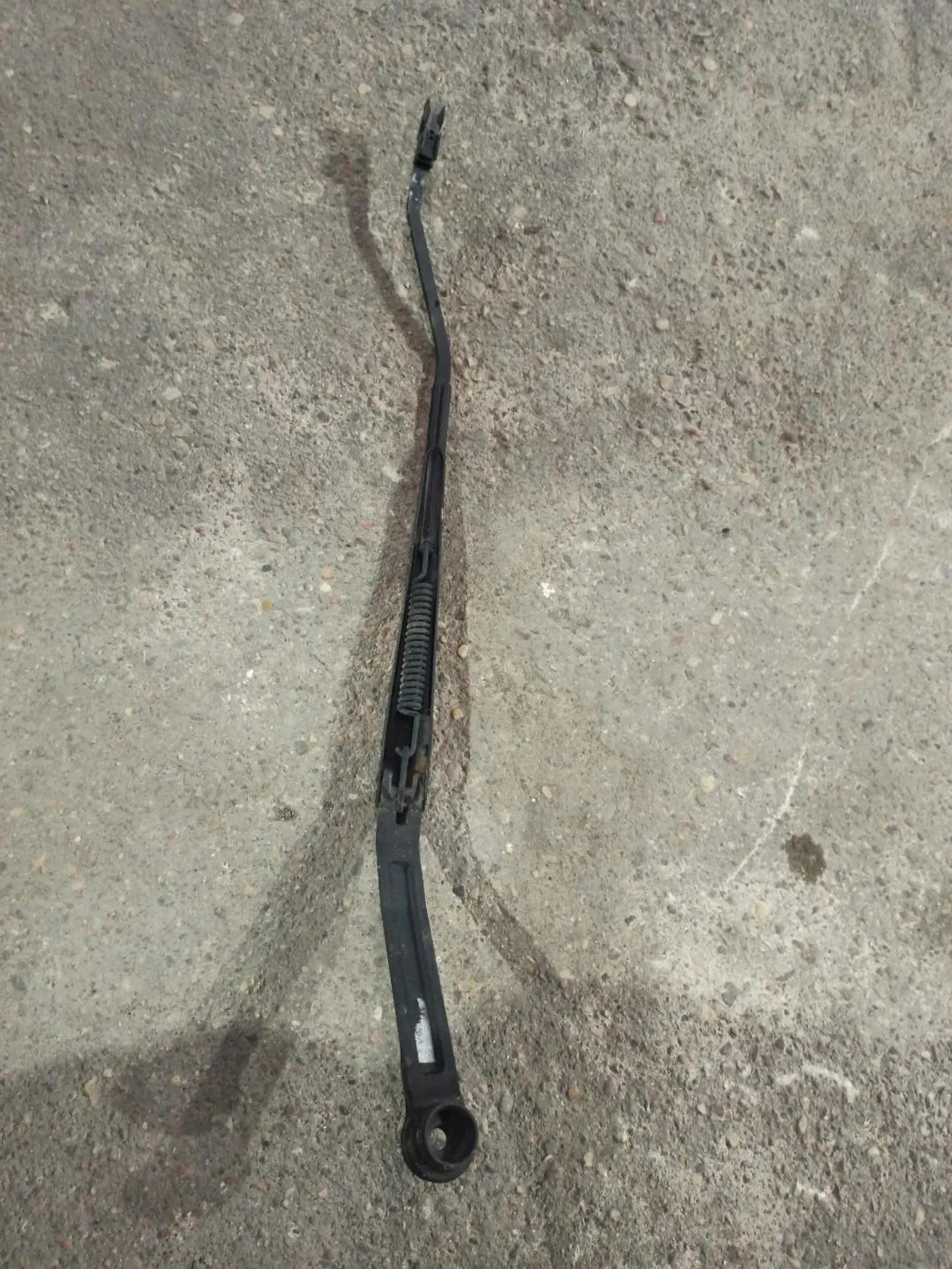Щеткодержатель к Mazda 6 2006