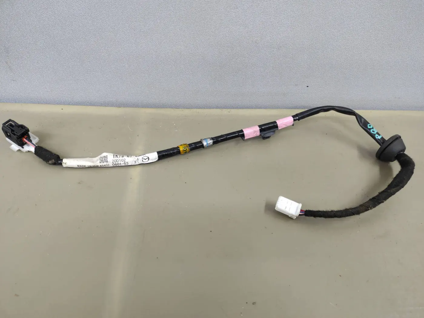 Проводка двери передней левой к Mazda CX-9 2020