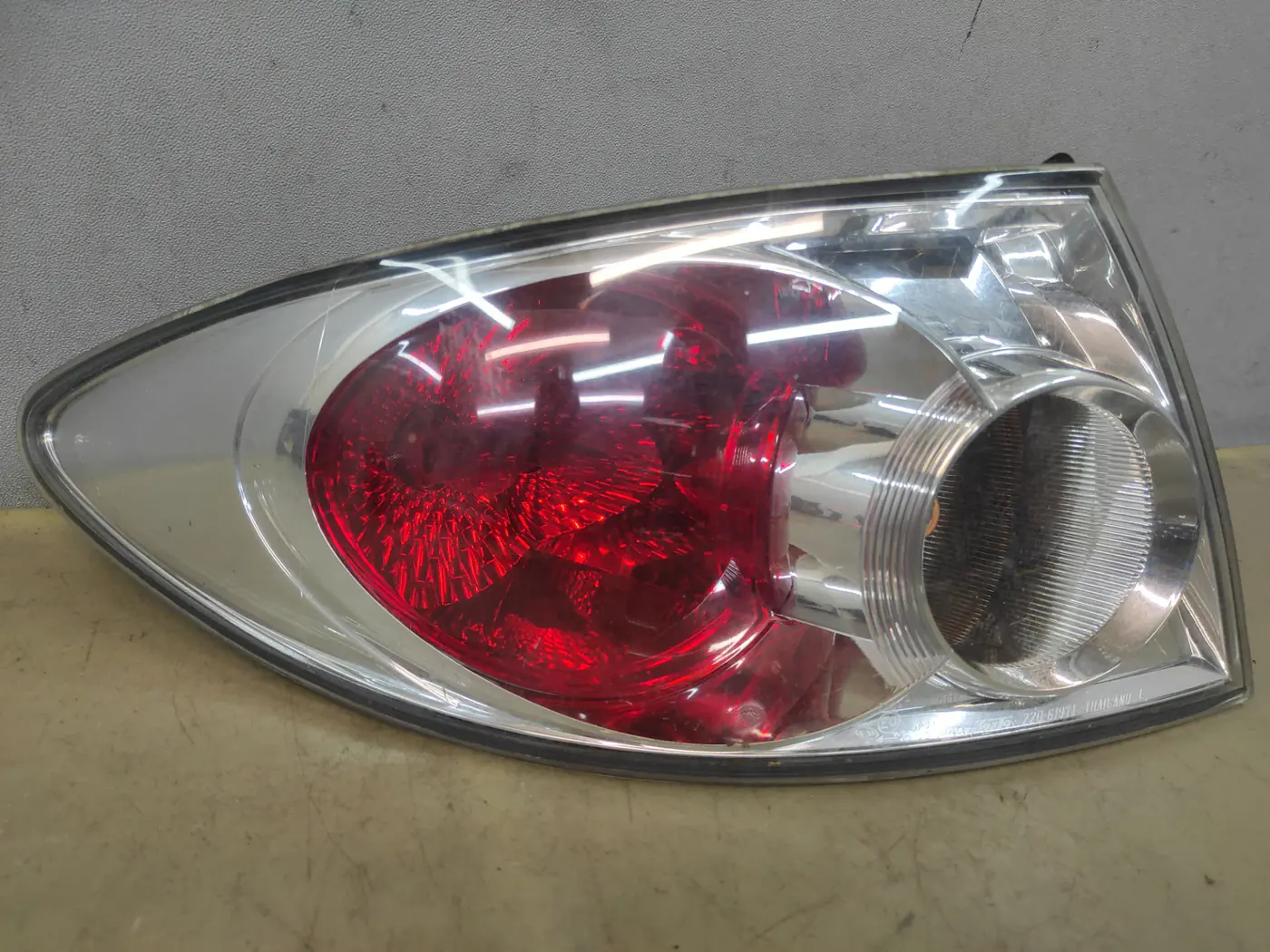 Фонарь задний левый к Mazda 6 2003