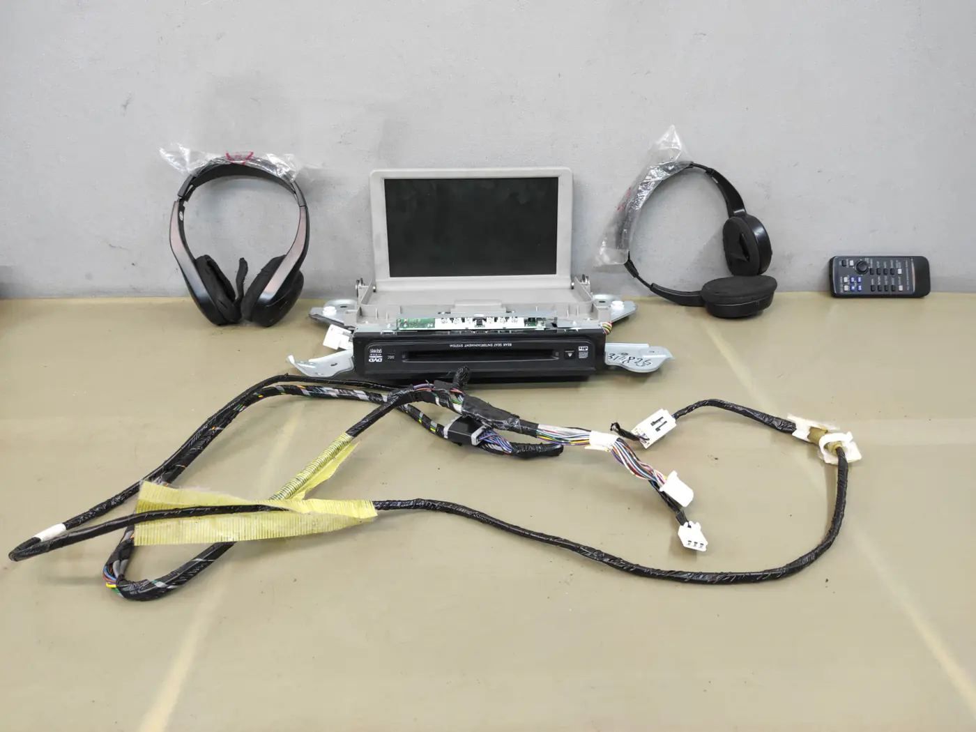 DVD к Subaru Tribeca 2013