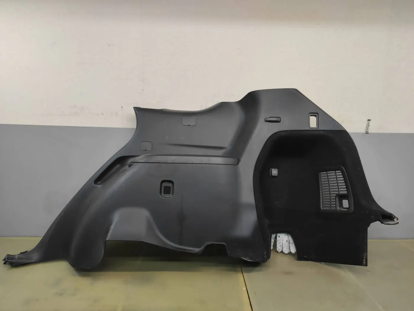 Обшивка багажника к Mazda CX-9 2020