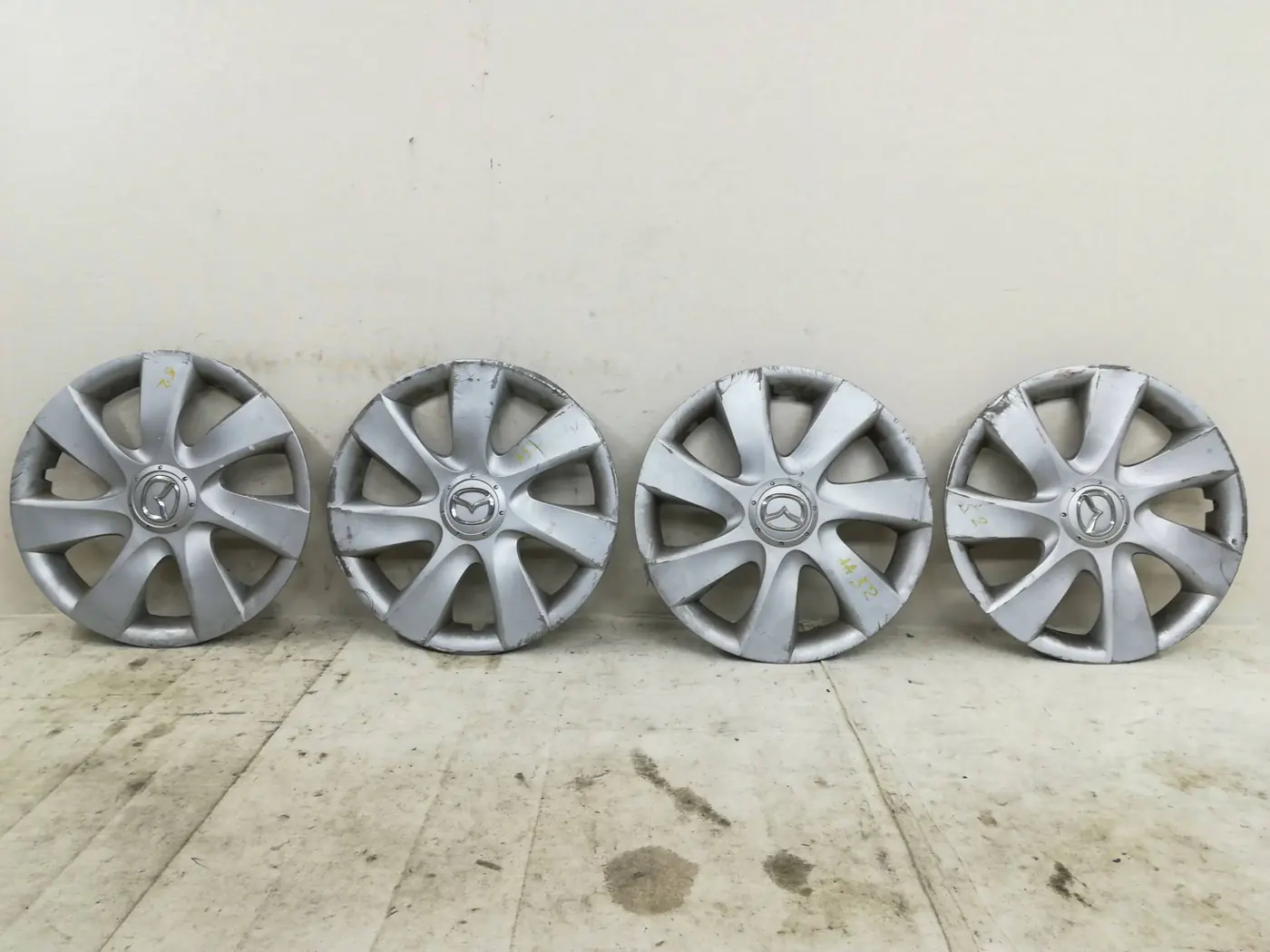 Колпак колесный к Mazda 3 2010