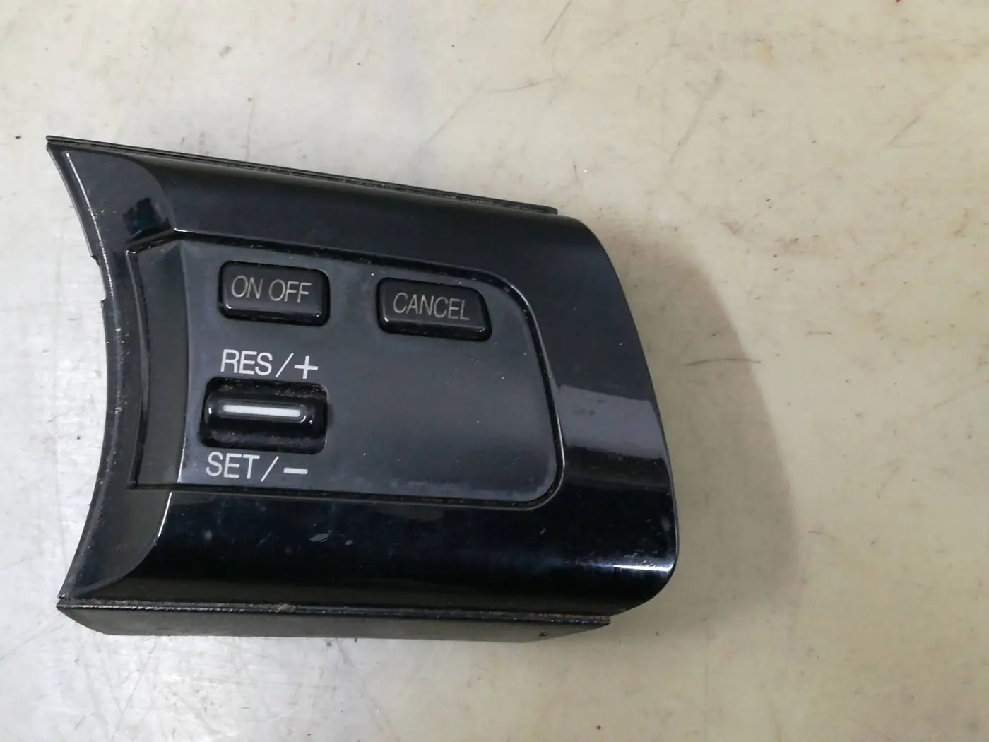 Кнопки руля к Mazda CX-7 2007