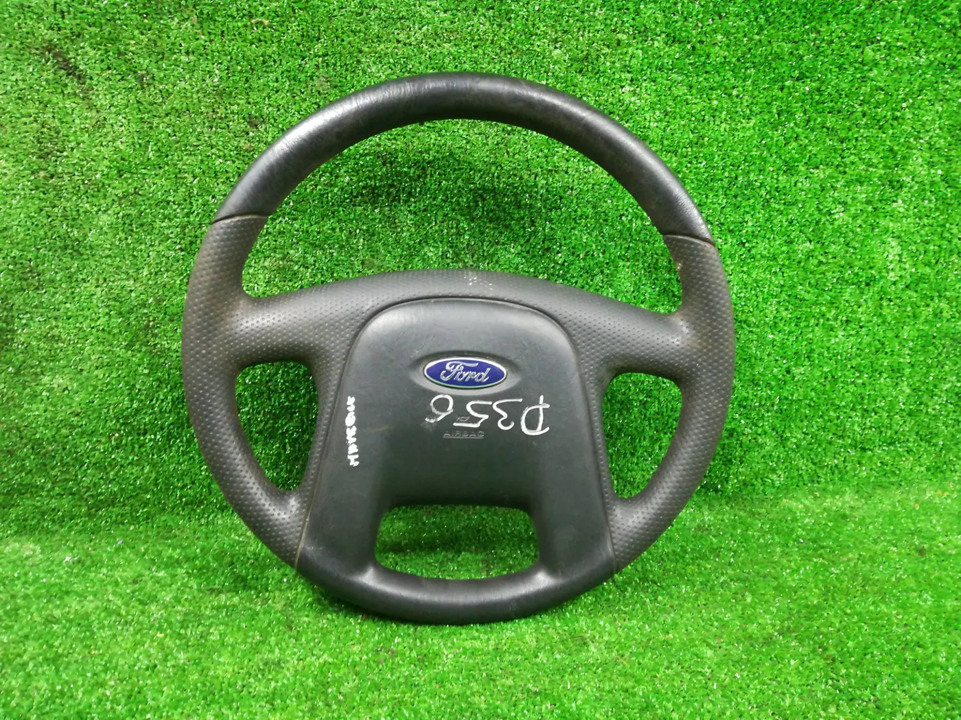 Руль к Ford Maverick 2002