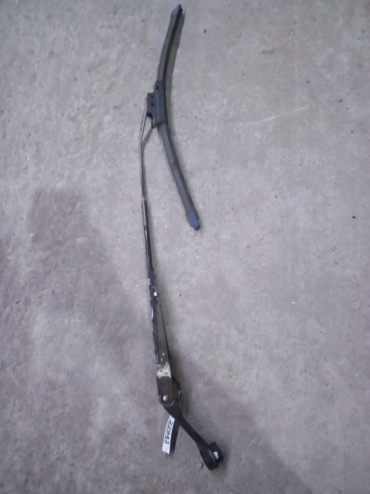 Щеткодержатель к Mazda 626 1995