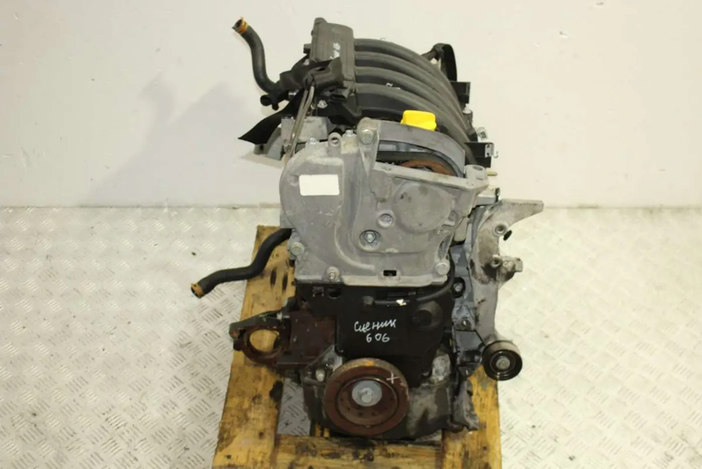 Двигатель к Renault Scenic 2000