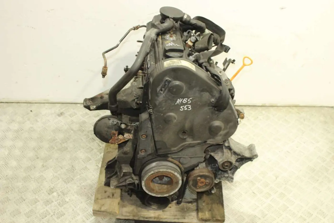 Двигатель к Audi A4 1998