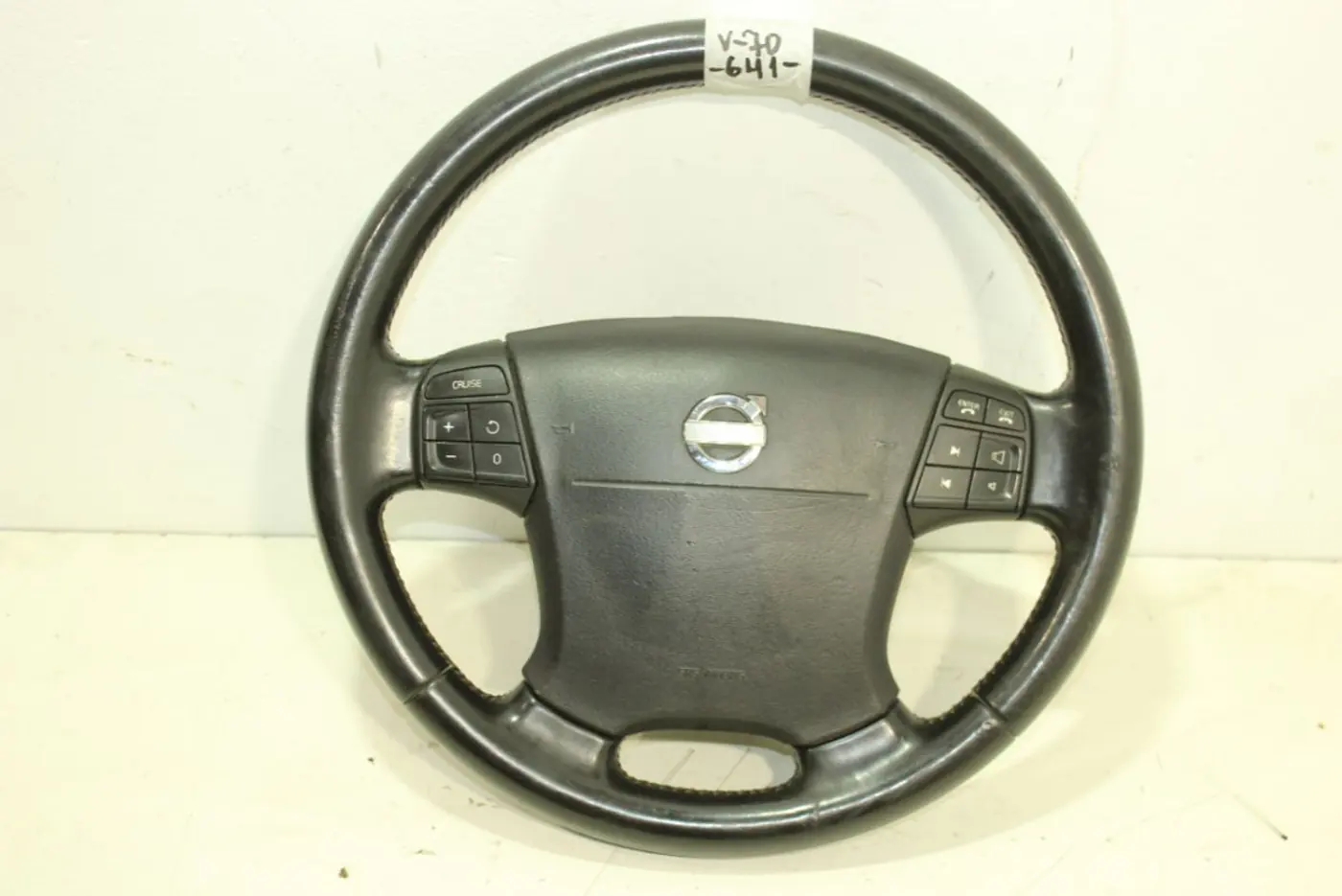 Руль к Volvo V70 2010