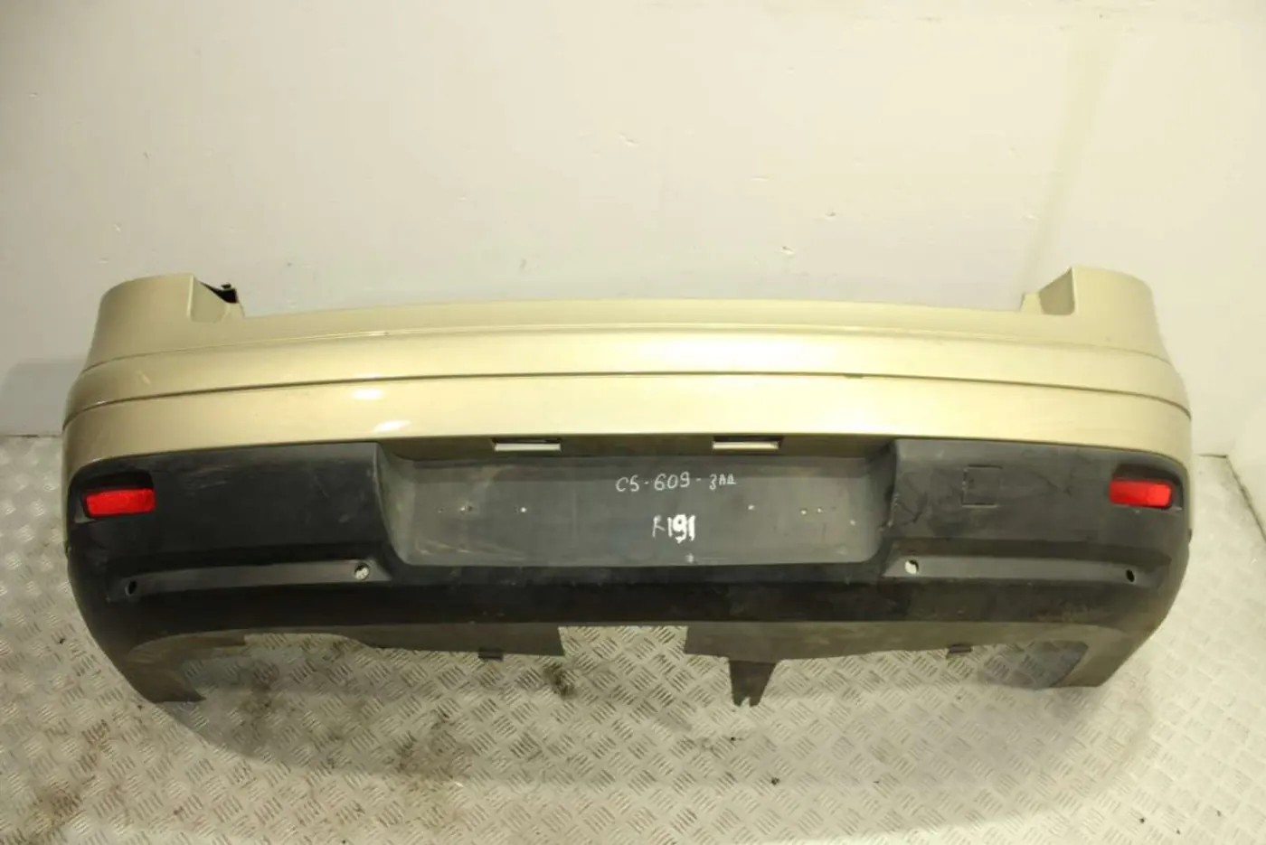 Бампер задний к Citroen C5 2005