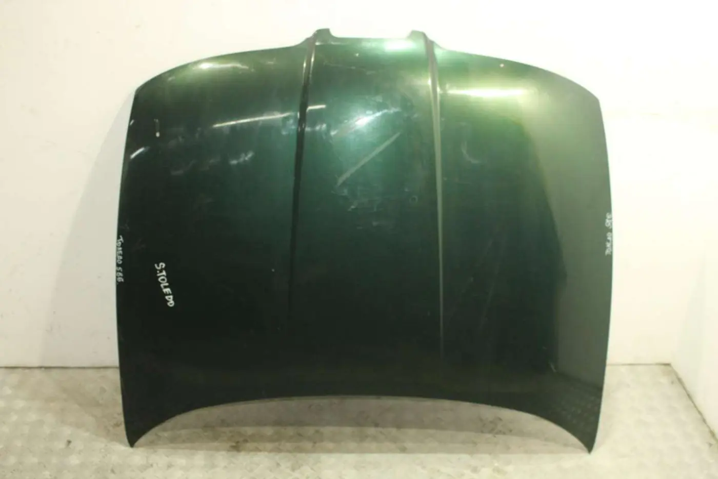 Капот к SEAT Toledo 2003