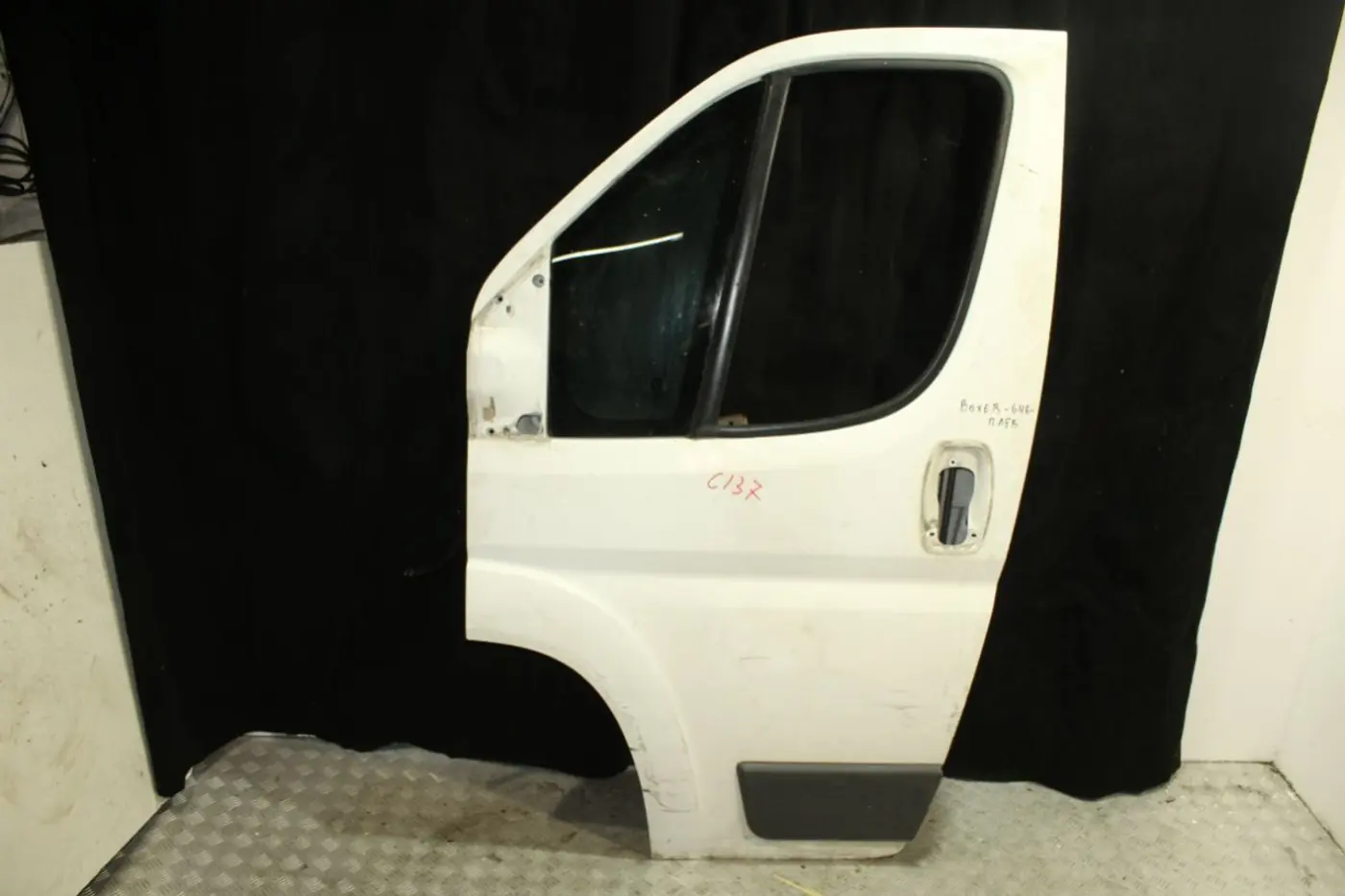 Дверь передняя левая к Citroen Jumpy 2007