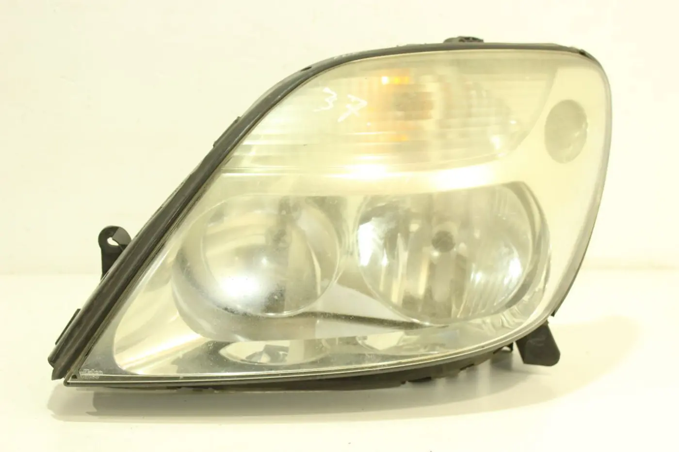 Фара левая к Renault Scenic 2002