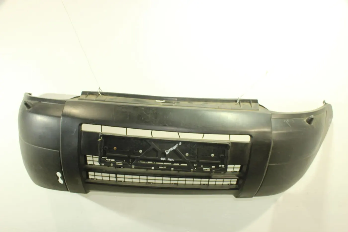 Бампер передний к Citroen Berlingo 2005