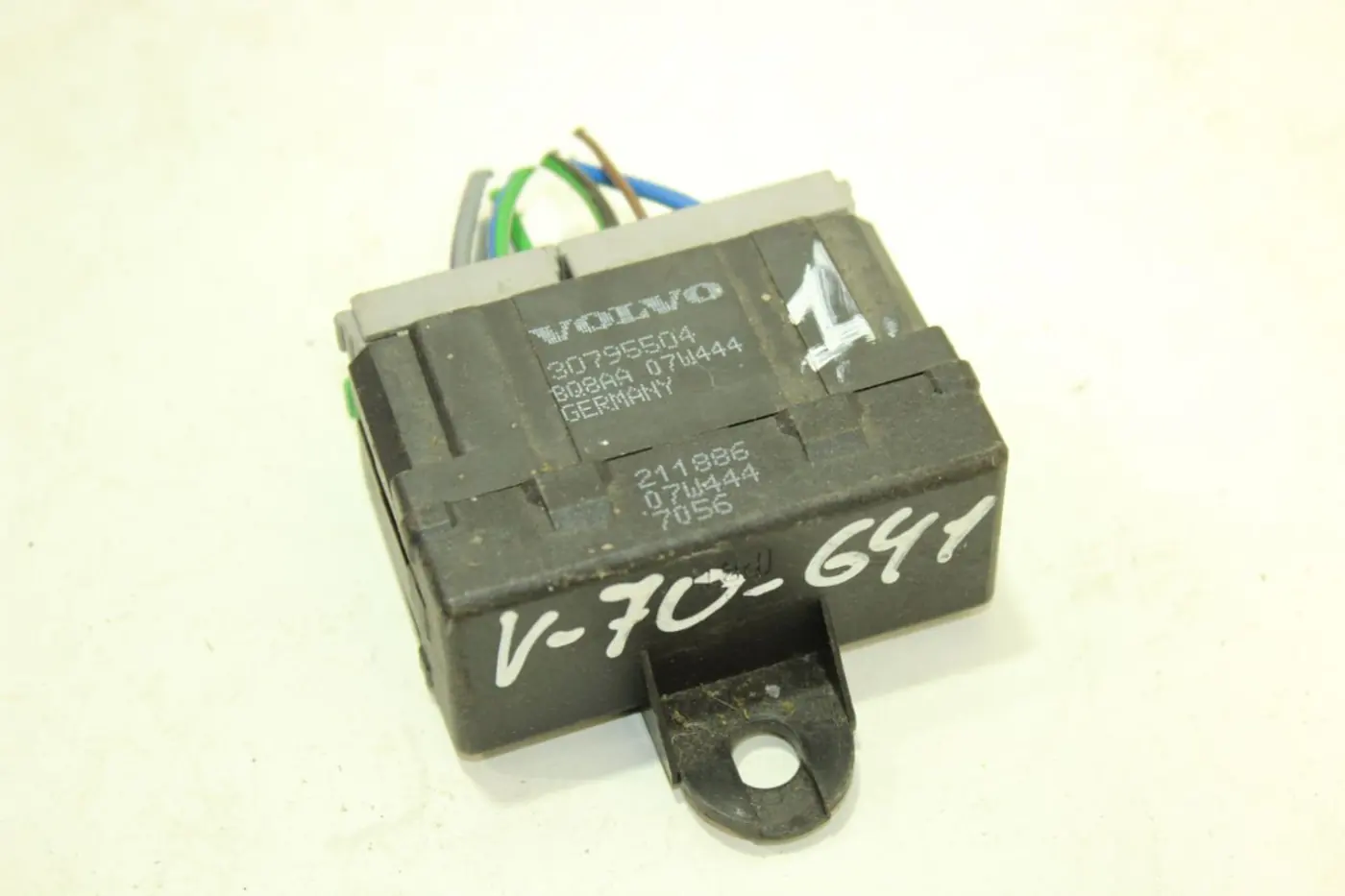 Блок управления к Volvo V70 2010