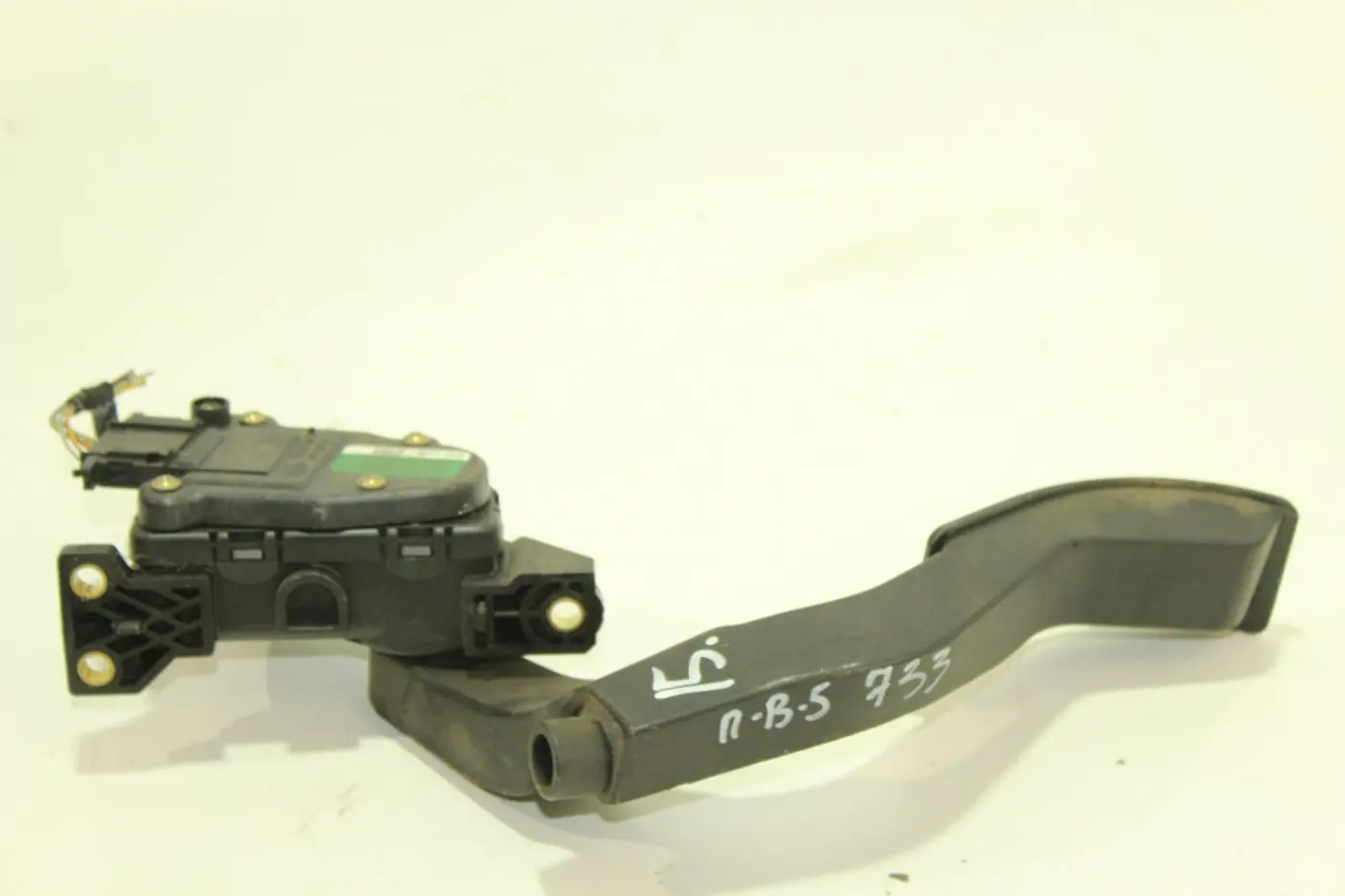Педаль газа к Audi A4 2000