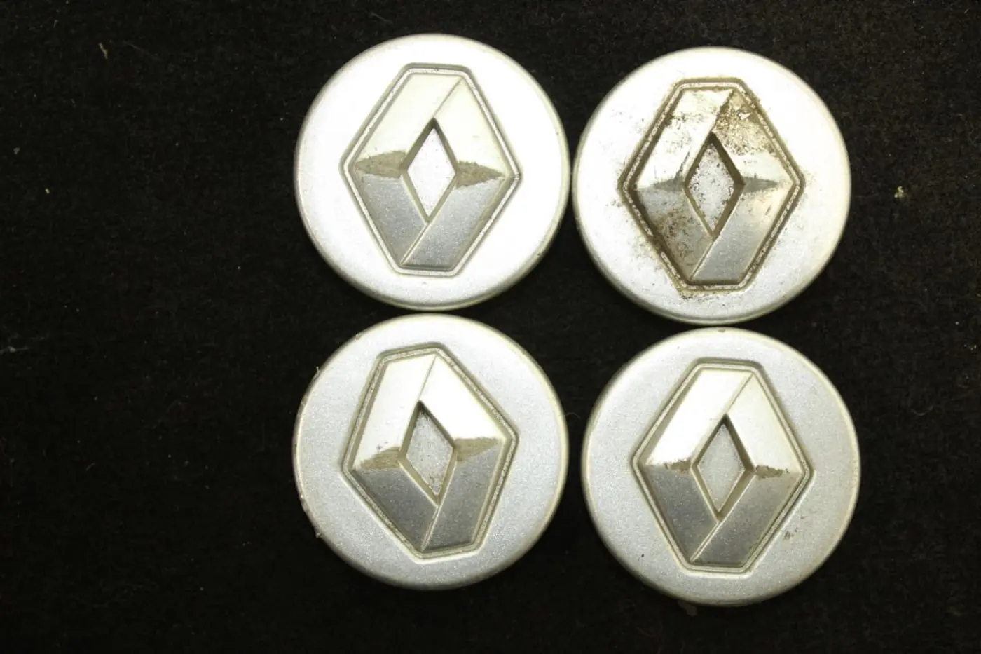 Колпачок литого диска к Renault Modus 1998