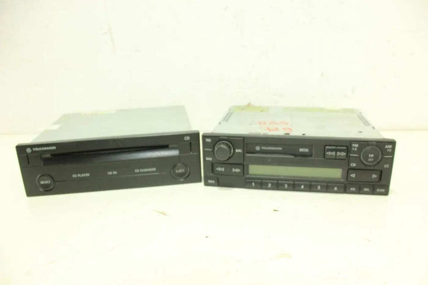 CD-чейнджер к Volkswagen Passat 2003